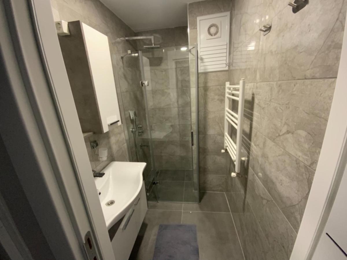 Luxury Z-Apart Family Homes 2 Bedrooms Wifi Near Metro Zeytinburnu Istanbul Ngoại thất bức ảnh